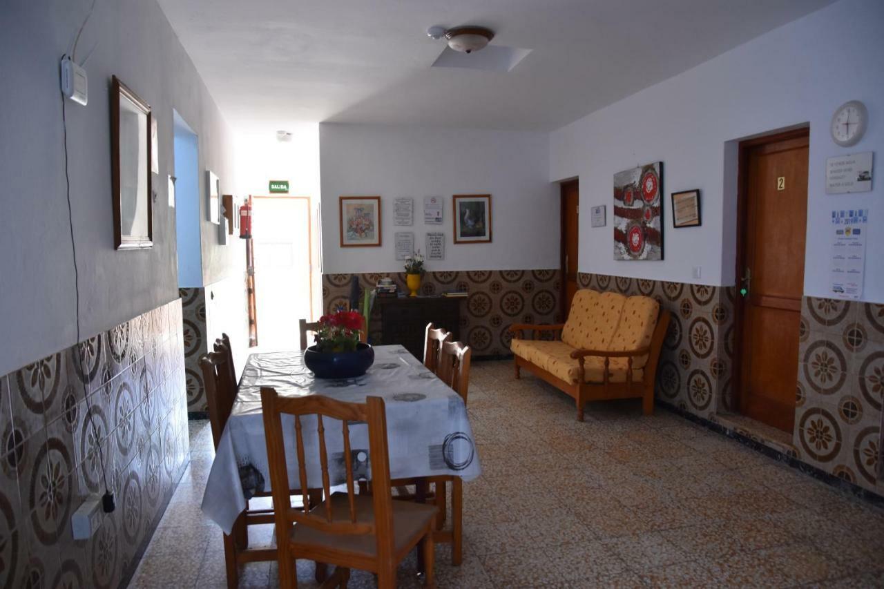 Pension Eva Puerto De Mogan Exterior photo